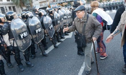 EXIGIMOS RESPETO A LOS JUBILADOS Y A LAS PERSONAS CON DISCAPACIDAD